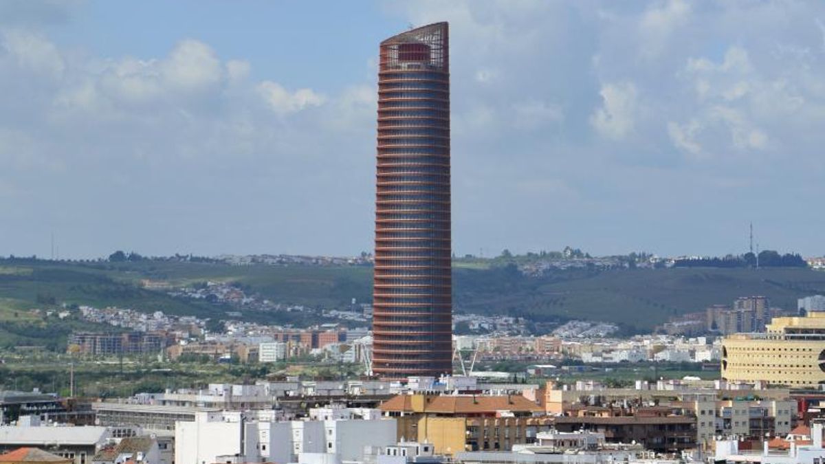 Este es el edificio más alto de Andalucía y que estuvo a punto de hacer que Sevilla perdiera su estatus como Patrimonio Mundial