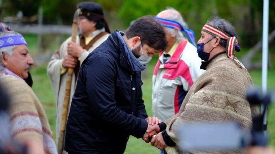 Chile: Boric no descartó ampliar el estado de excepción en más regiones por el conflicto mapuche
