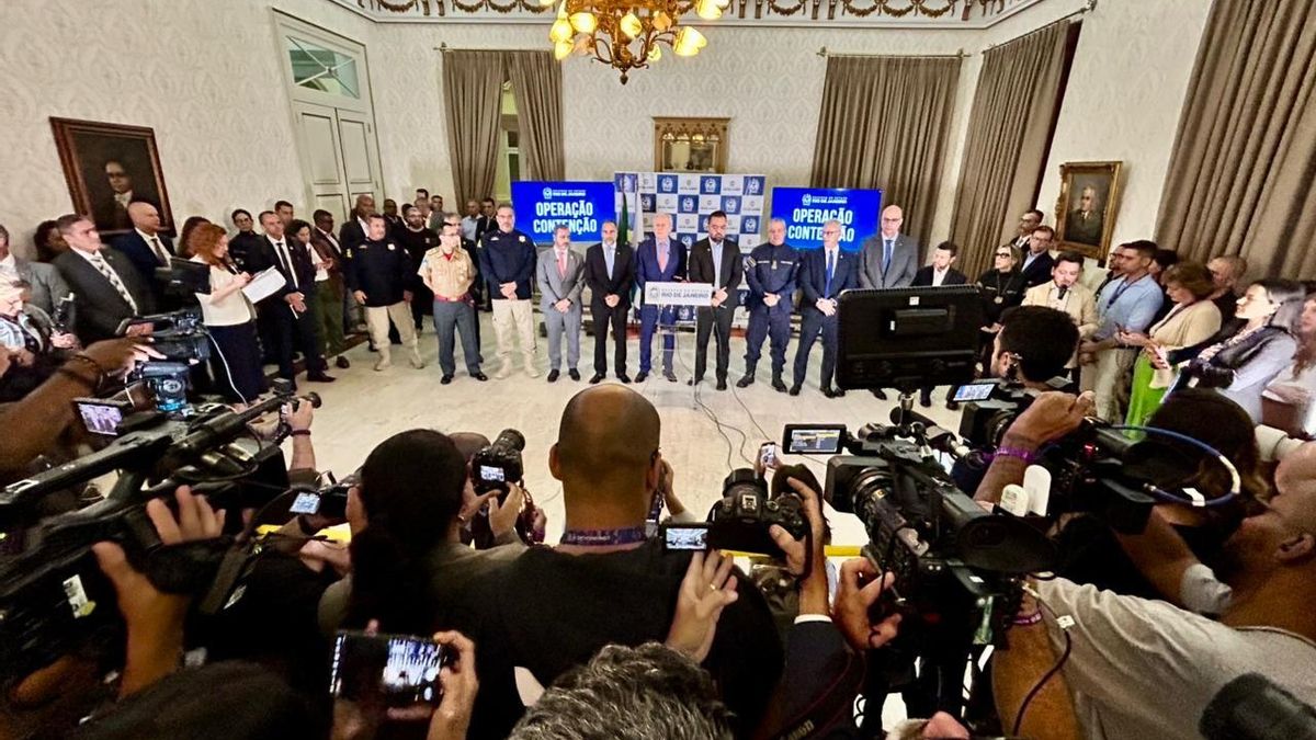 Rueda de prensa en la que el ministro de Justicia, Ricardo Lewandowski, y el gobernador de Río de Janeiro, Cláudio Castro, anunciaron la creación de la Oficina de Emergencia de Enfrentamiento al Crimen Organizado.