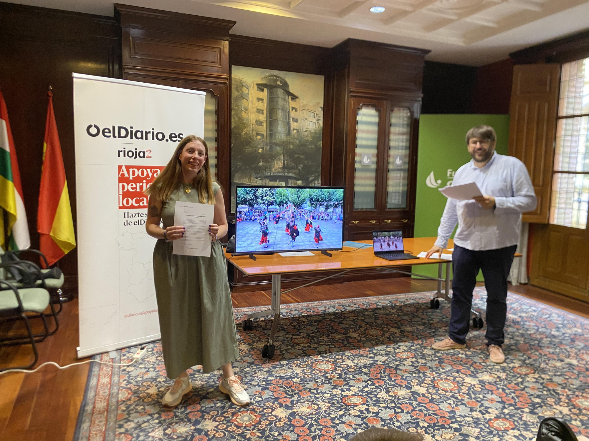 La entrega de premios del concurso de fotografías de verano Disfruta La Rioja