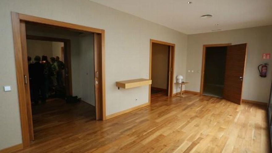 Rubén Cacho / ICAL Estancias del 'pisito' de las Cortes de Castilla y León