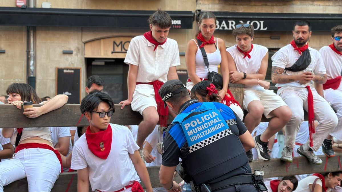 Así es el cribado de mozos "inconscientes" que se cuelan en el recorrido del encierro en Sanfermines
