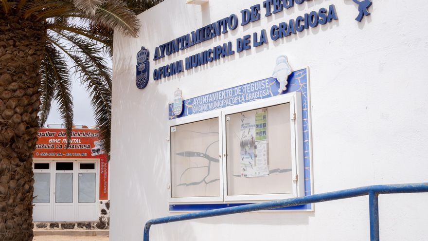 Oficina municipal de La Graciosa en el Ayuntamiento de Teguise