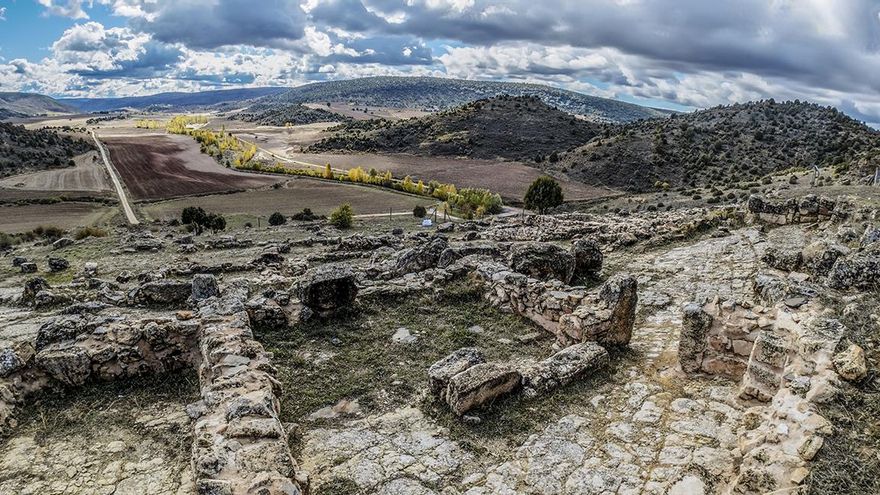 Poblado islámico en el conjunto arqueológico de Los Casares, en la provincia de Guadalajara