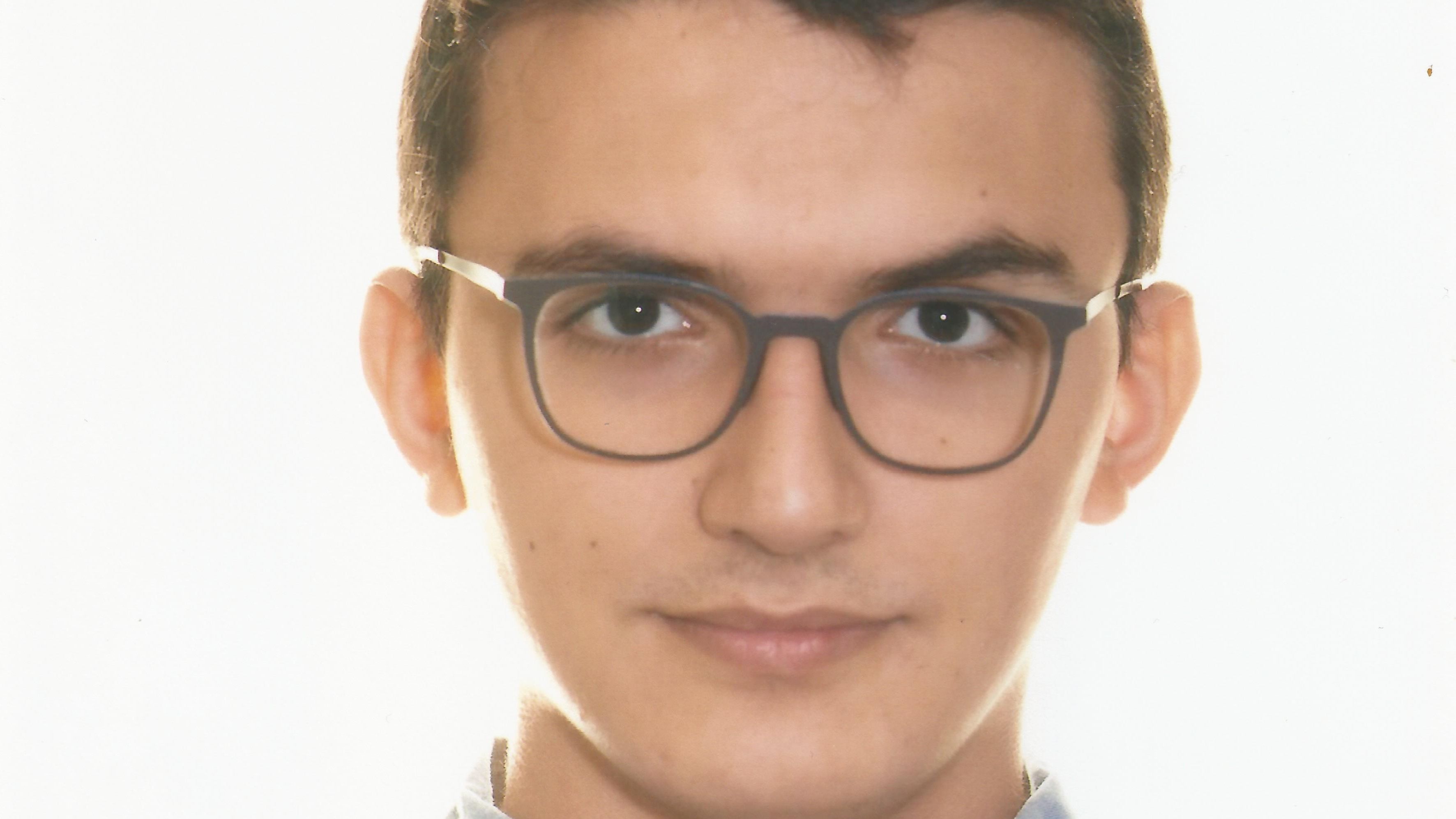 Gonzalo Gil Prez (23 años)