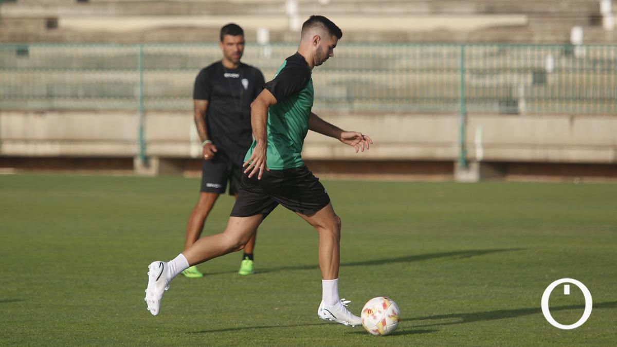 Primer entrenamiento del Córdoba CF tras las vacaciones