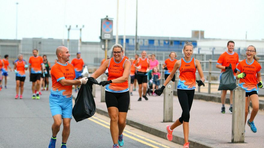 Plogging, el deporte sueco que todos deberíamos practicar para cuidar el medio ambiente