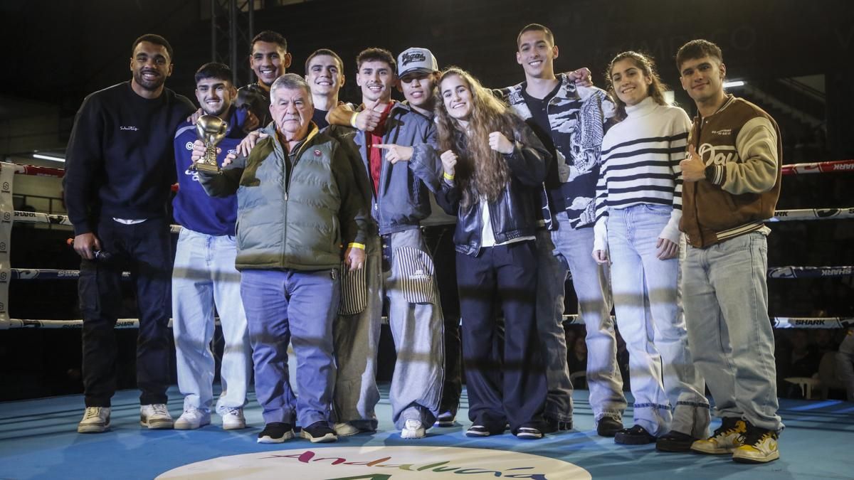 Combate de Rafa Lozano Jr. por el cinturón Iberoamericano