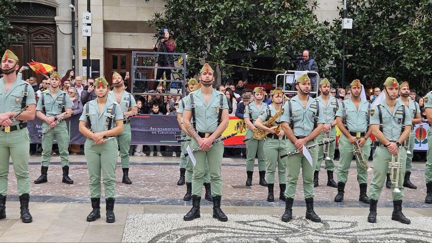 Granada celebra la Toma más silenciosa tras el fallecimiento del concejal de Cultura dos días antes