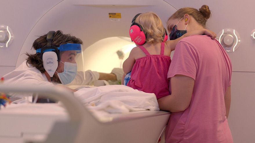 ¿Por qué no recordamos la infancia? Un estudio muestra que los bebés sí procesan recuerdos y abre la puerta a recuperarlos