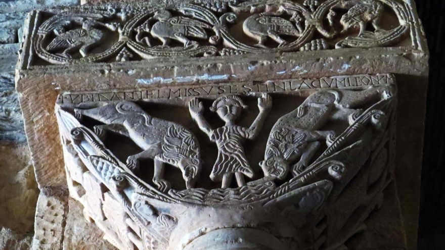 El arte prerrománico pide paso entre las grandes arquitecturas medievales