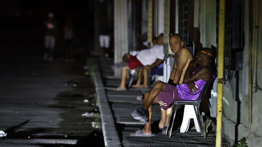 La estatal de electricidad prevé este sábado apagones simultáneos en el 54 % de Cuba
