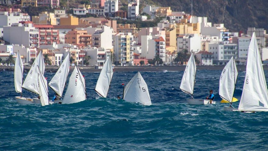 Salud Mental La Palma impulsa la práctica de la vela para mejorar la salud física y psíquica de la población