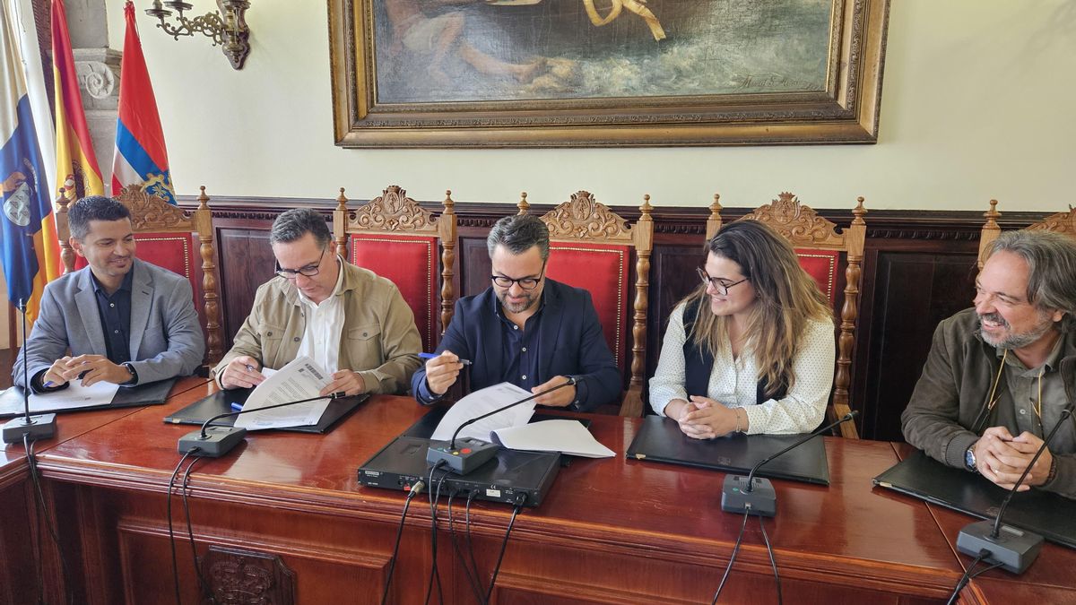 Firma  del convenio  entre el Gobierno de Canarias y el  Ayuntamiento de Santa Cruz de La Palma para obras  de mejora  en cinco centros educativos de la capital.