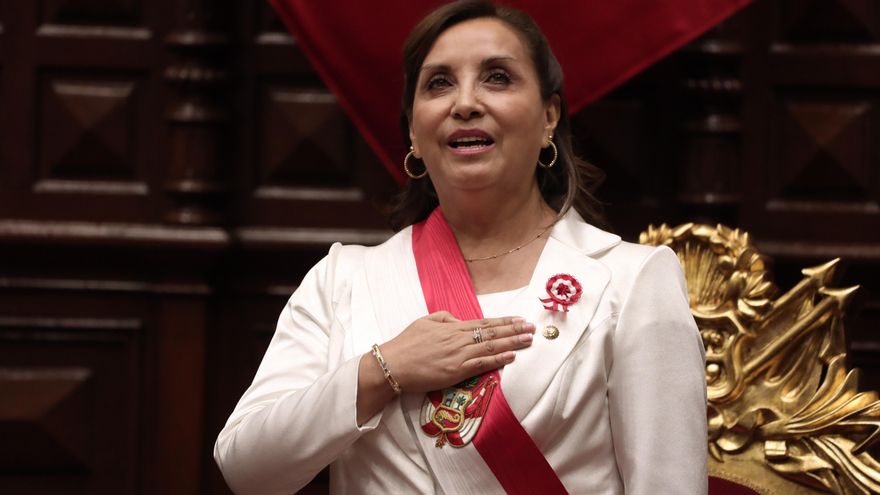 La presidenta de Perú plantea facilitar la expulsión de extranjeros que cometan delitos