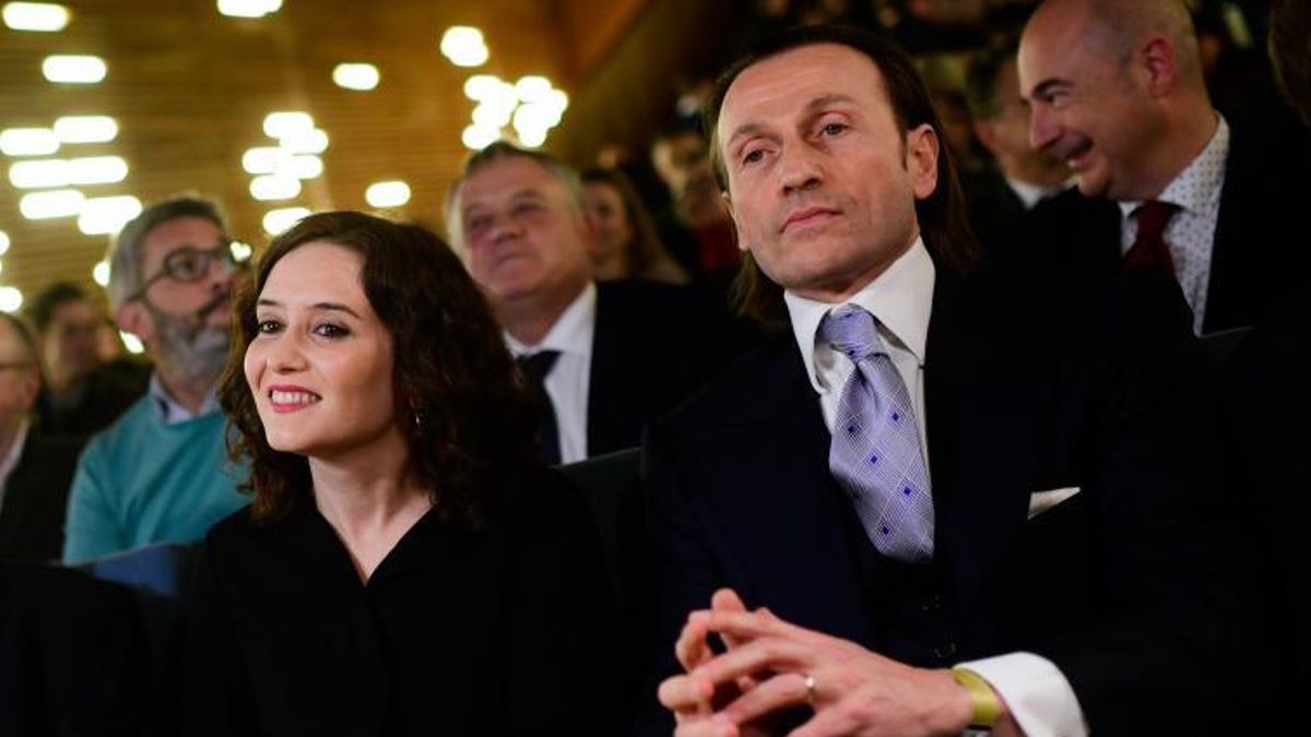 El líder de la asociación ultra ACOM demanda a Raquel Ejerique, adjunta al director de elDiario.es