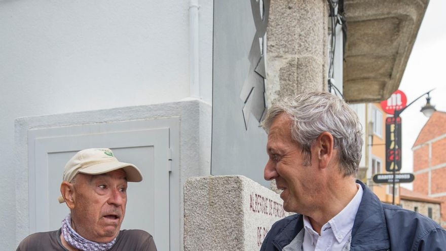 Contas critica los albergues de la Xunta y asegura que cada peregrino cuesta al contribuyente 27 euros por noche