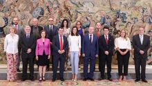 Doña Letizia junto a los representantes de la Asociación Española de Editoriales de Publicaciones Periódicas