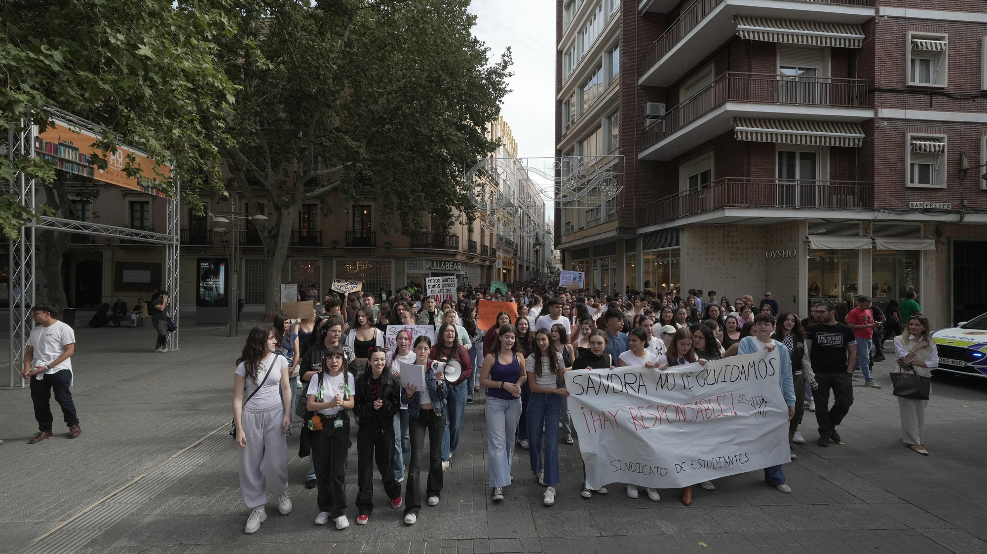 Manifestación de estudiantes contra el bullying