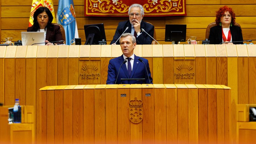 Rueda anuncia una ofensiva en Galicia para dificultar el derecho a baja laboral por salud mental y lesiones musculares