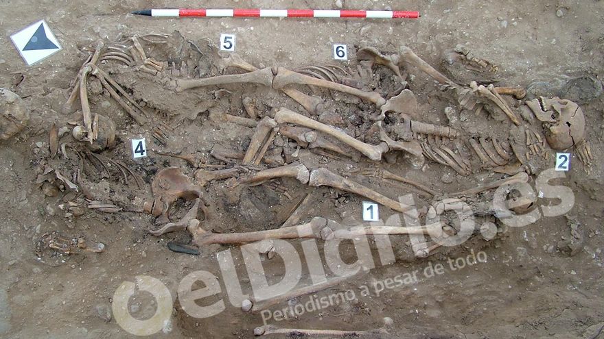La historia de la fosa común cuya exhumación inició el camino de la memoria histórica en Castilla-La Mancha