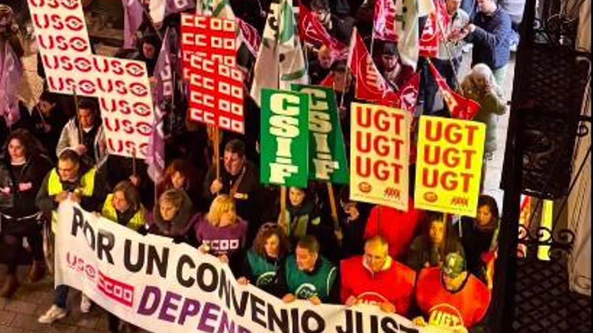 Trabajadores de residencias y centros de día de La Rioja salen a la calle "contra el bloqueo de la patronal"