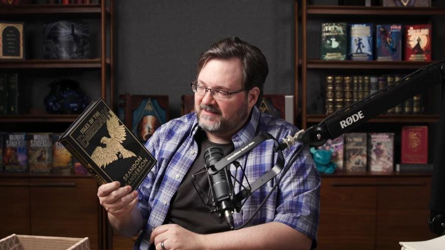 El Cosmere de Brandon Sanderson se expande con un nuevo libro: esto es lo que necesitas saber sobre 'Islas de la Ascuaoscura'