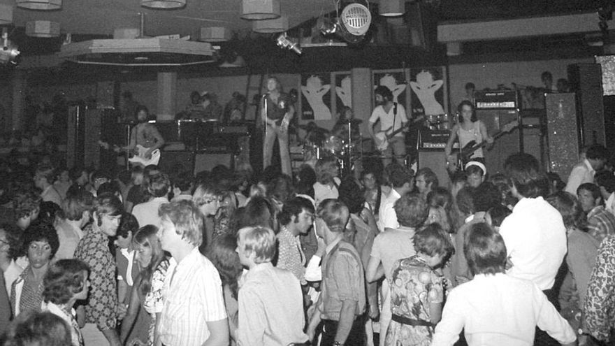 Interior de la discoteca Barbarela