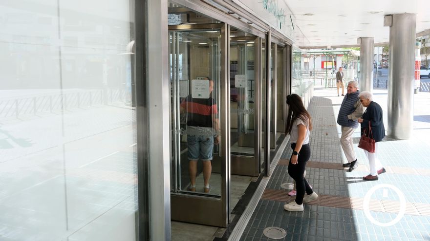 Primer día de libertad horaria en el comercio cordobés