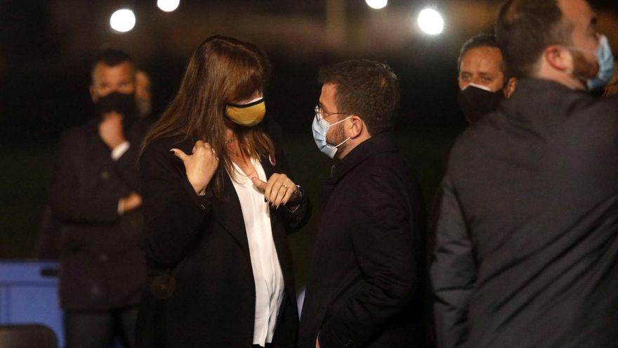 Indignación en privado, contención en público: así encaja ERC el nuevo rechazo de Junts