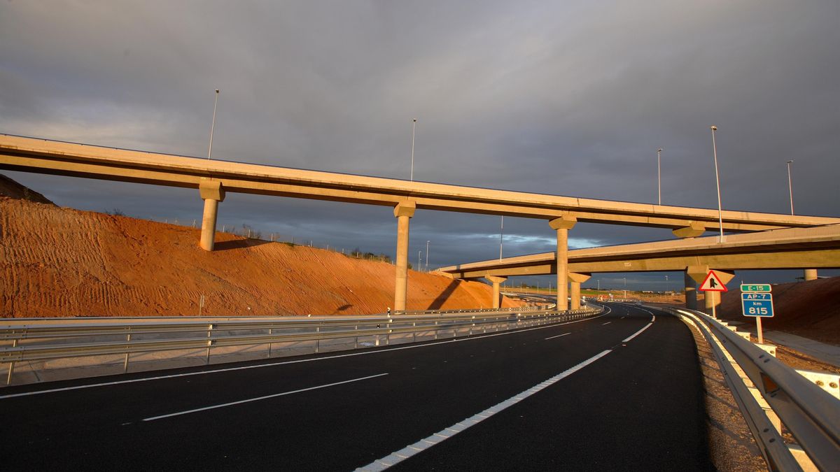 Fomento capitalizará en la sociedad de rescate de autopistas las ayudas de 473 millones dadas al sector