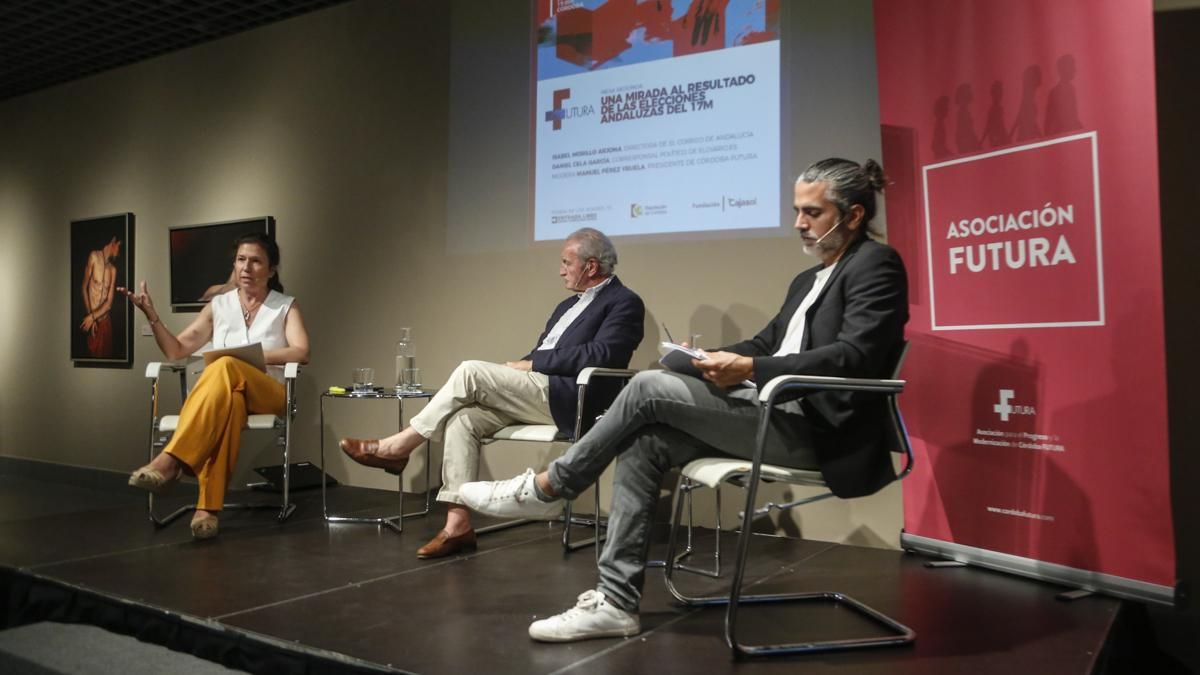 Mesa redonda 'Una mirada al resultado de las elecciones andaluzas del 17M' en la Fundación Cajasol