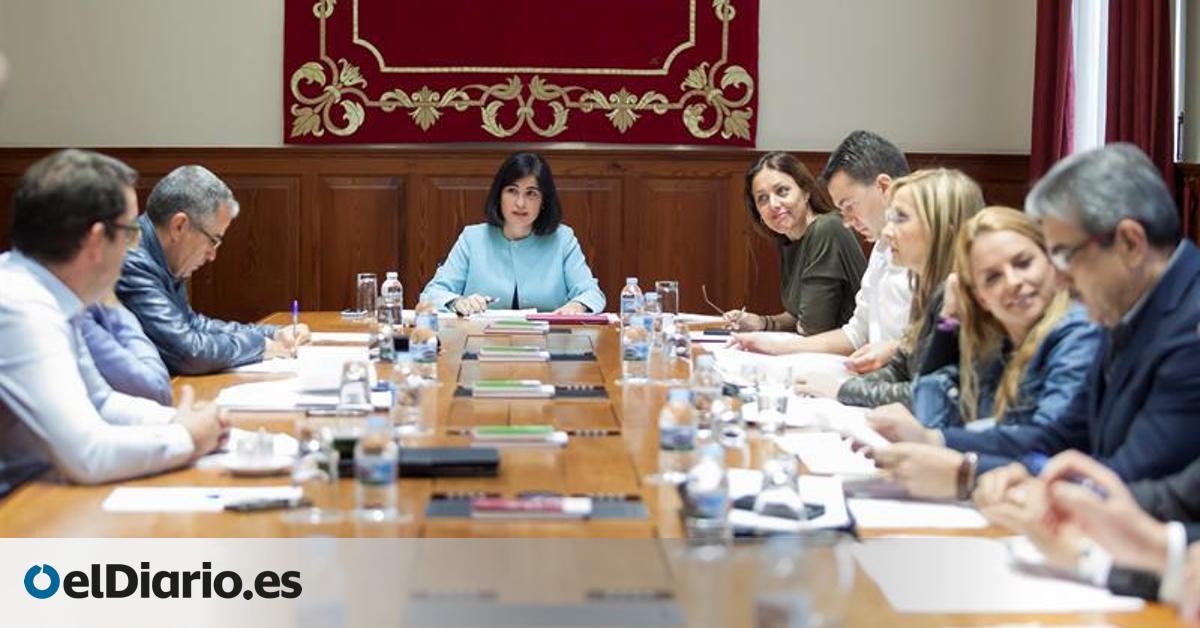 El caso Noelia Núñez sería imposible en el Parlamento de Canarias: hay que enseñar el título aunque esté enmarcado
