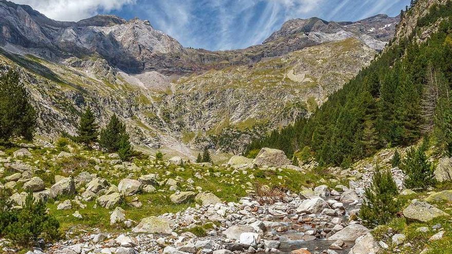 Más que Ordesa y Monte Perdido: tres rutas de senderismo con diferentes niveles de dificultad desde Bielsa