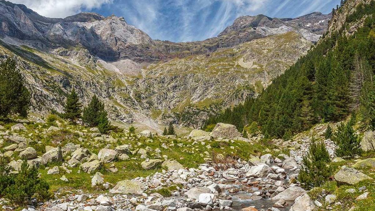 Más que Ordesa y Monte Perdido: tres rutas de senderismo con diferentes niveles de dificultad desde Bielsa