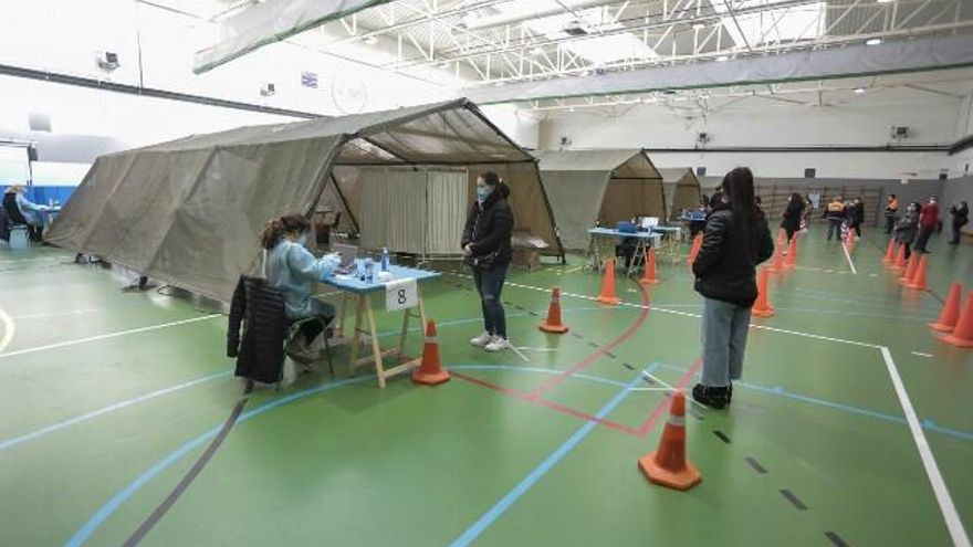 Campillo / ICAL . Test masivos de antígenos en el Campus de Vegazana de la ULE