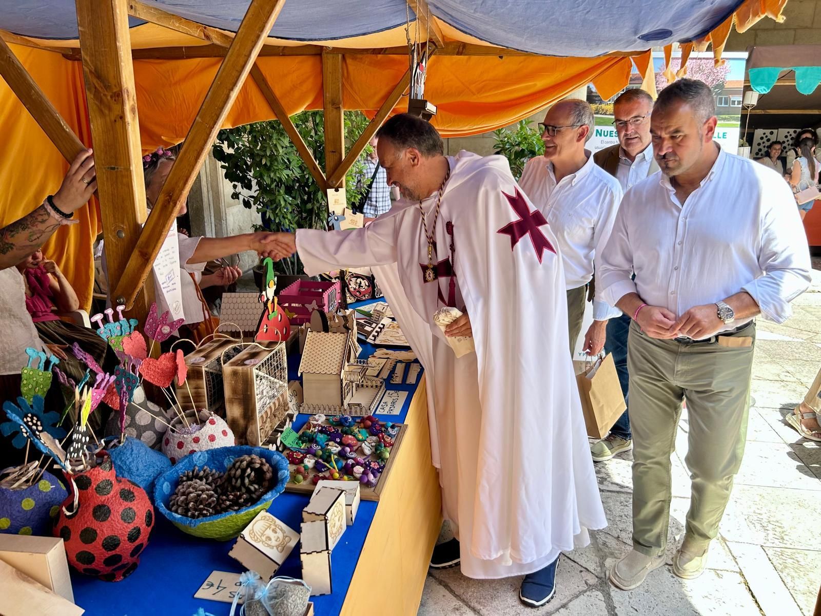 Feria Medieval de los Centros Sociales de la Diputación en el Palacio de los Guzmanes