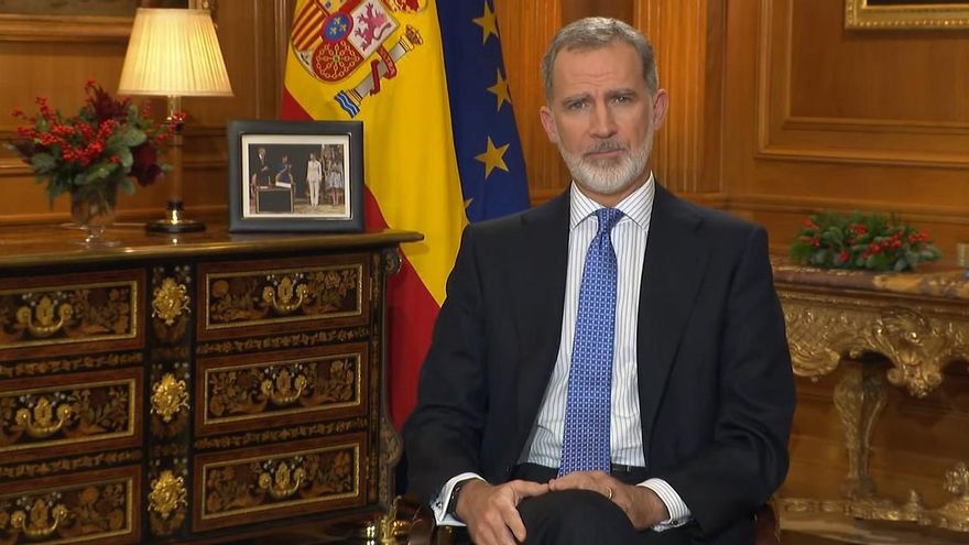 El rey convierte su discurso en un monográfico en defensa de la Constitución