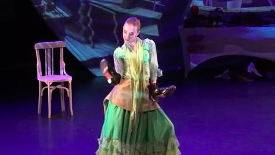 La zapatera de Lorca y la historia de una niña que quería ser astronauta, las propuestas del Teatro Bretón