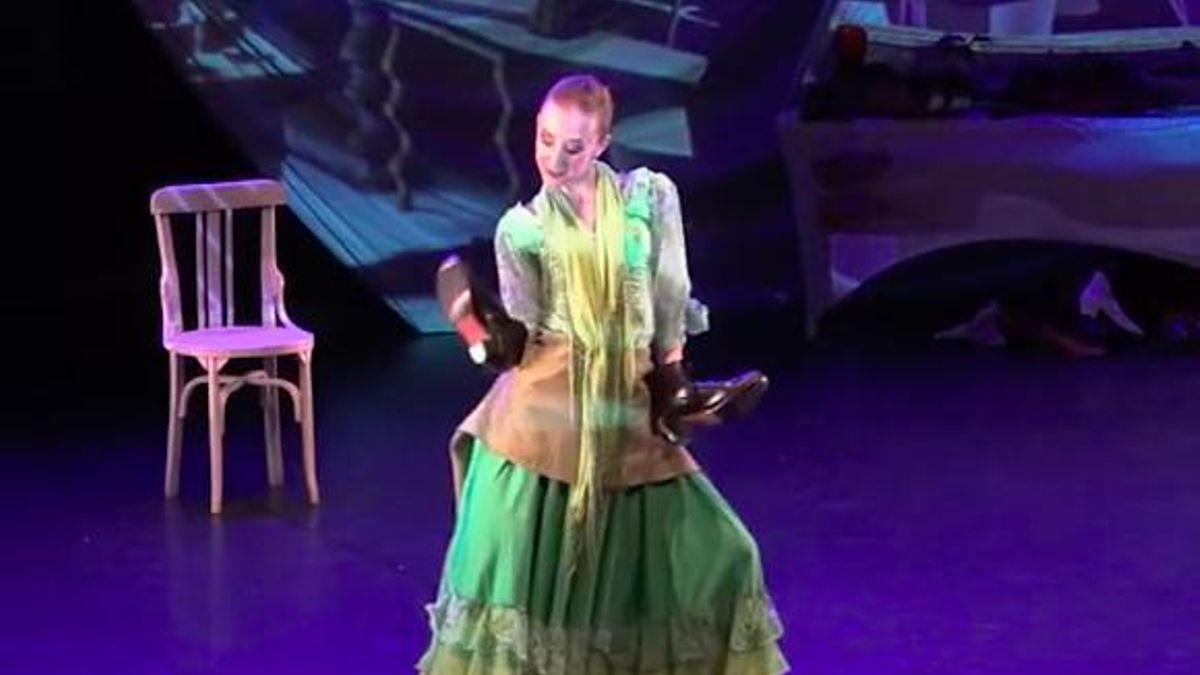 La zapatera de Lorca y la historia de una niña que quería ser astronauta, las propuestas del Teatro Bretón