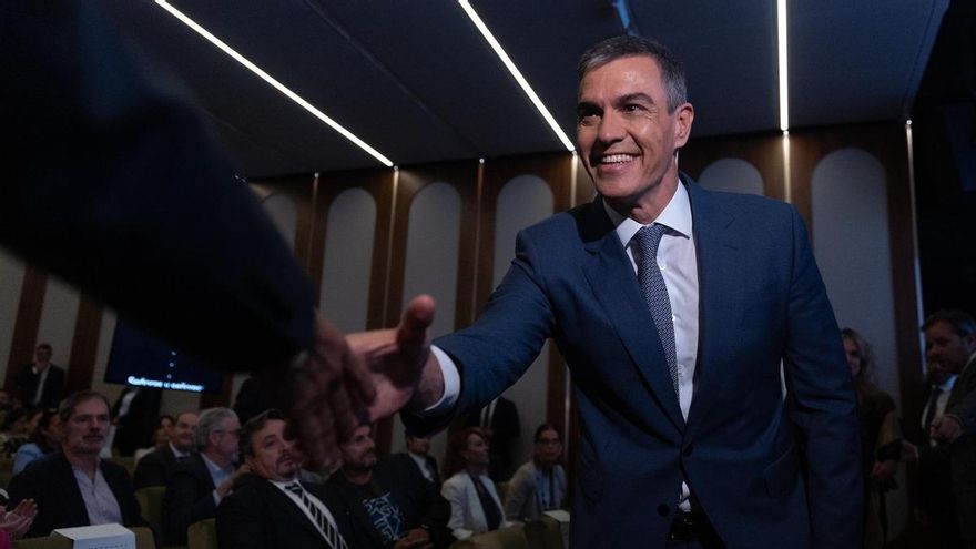 El presidente del Gobierno, Pedro Sánchez, llega a la clausura la XXXII Asamblea General de la Confederación Empresarial Española de la Economía Social (CEPES), en el Auditorio El Beatriz, a 6 de junio de 2024, en Madrid (España).