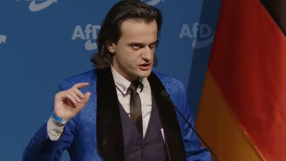 El partido ultra AfD expulsa a uno de los candidatos a liderar sus juventudes por imitar a Hitler en un discurso