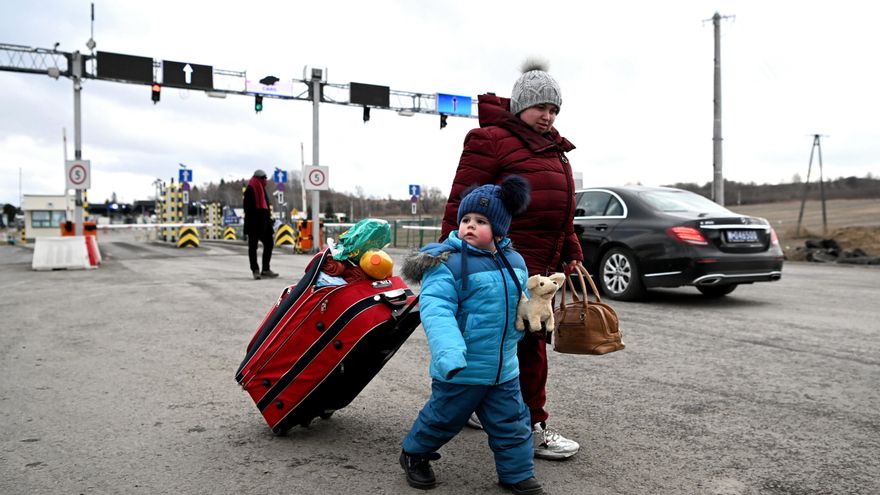 Imagen de archivo de refugiados ucranianos. EFE/EPA/DAREK DELMANOWICZ