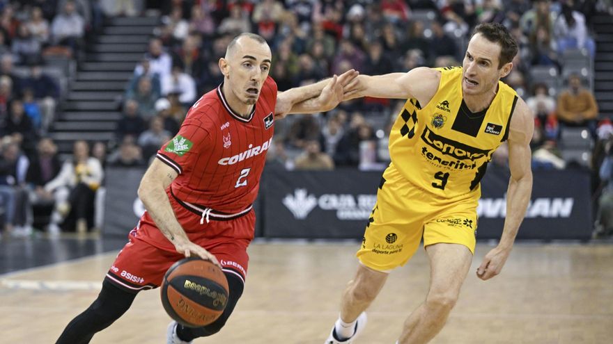 El Lenovo Tenerife gana en Granada y sigue vivo en la pelea por la Copa