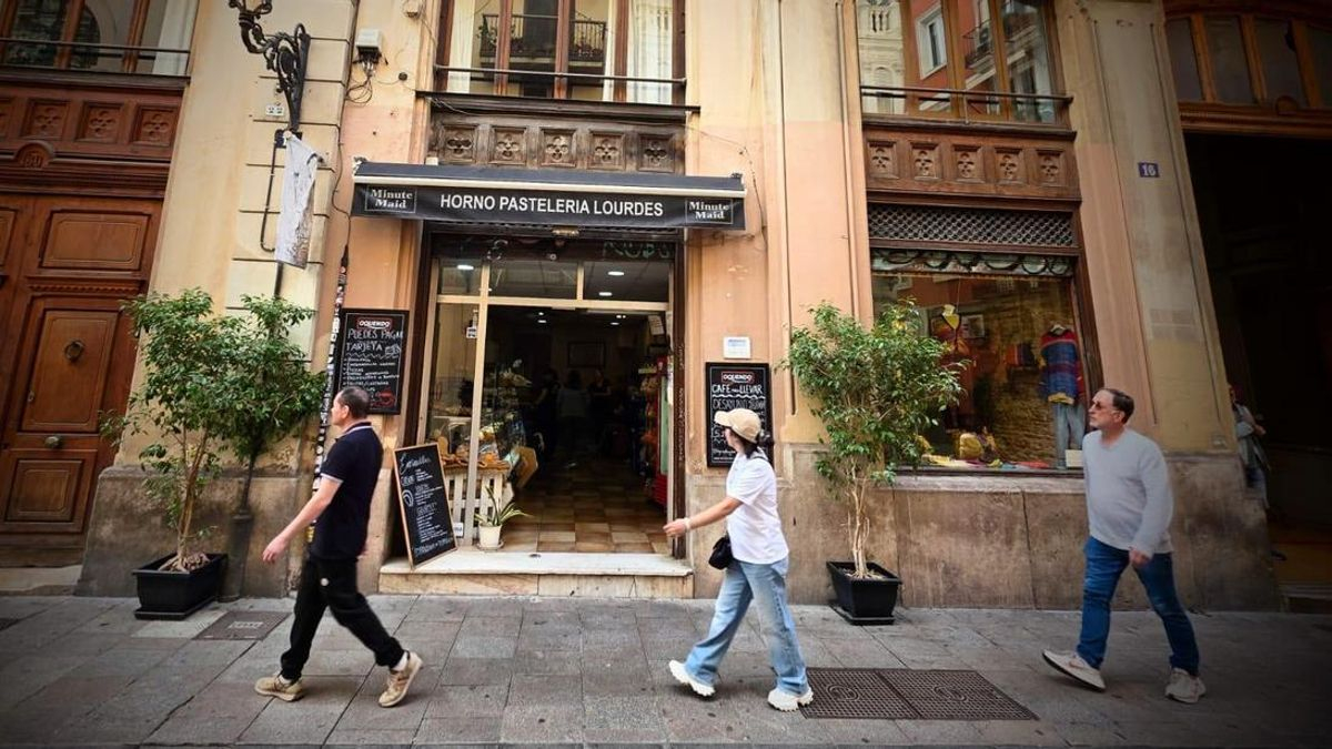 Discos Harmony, La Greta o el Horno Lourdes: avalancha de cierres de negocios históricos por la presión de los alquileres