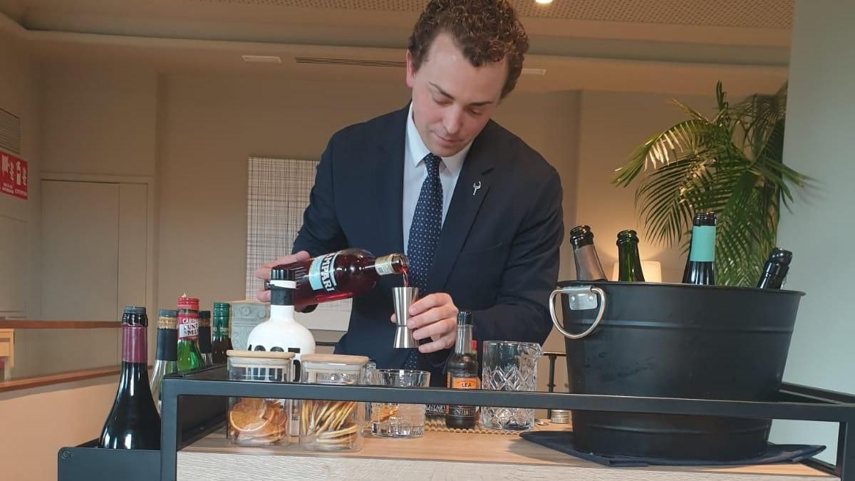 Maikel Rodríguez, del restaurante Iván Cerdeño en Toledo, Premio Nacional de Hostelería al mejor profesional de sala