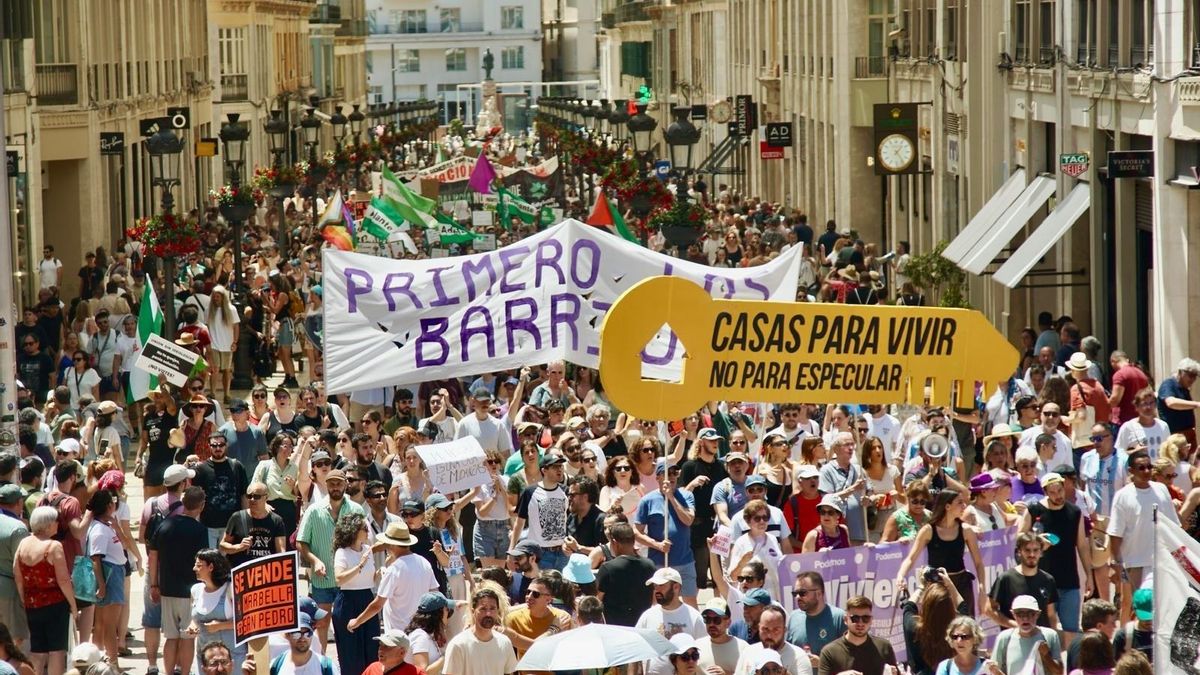 Cádiz, Málaga y Córdoba salen a las calles por la vivienda: "Ni alquileres por las nubes ni salarios por los suelos"