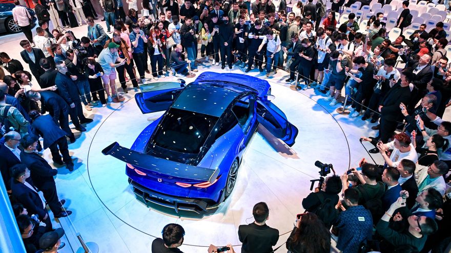 China dispara las ventas de coches ‘contaminantes’ e híbridos a la UE