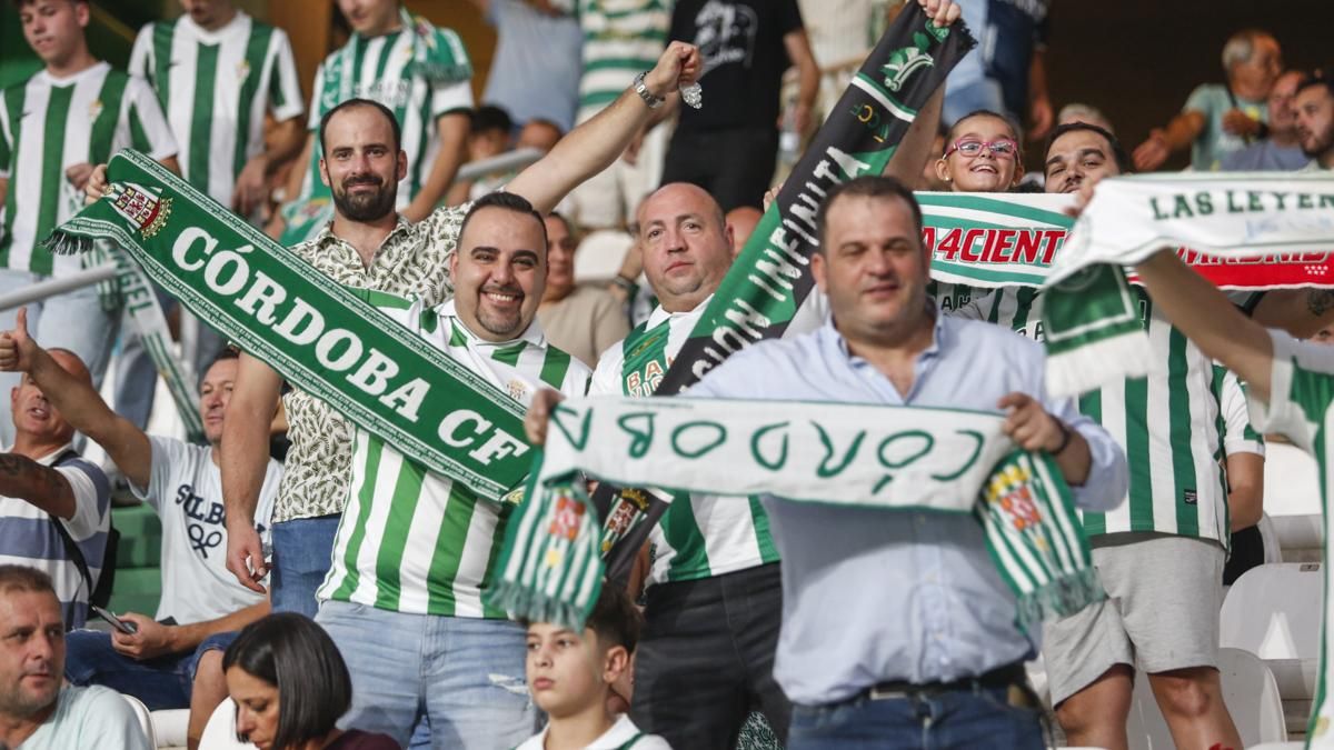 Grada Blanquiverde del Córdoba CF - UD Almería