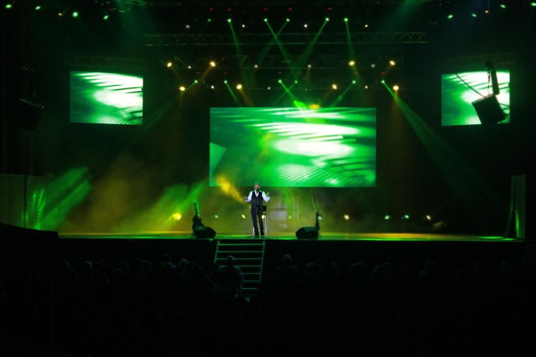 El humorista Manolo Vieira, en el Recinto Central de La Bajada. Foto: CLAUDIA PAIS.